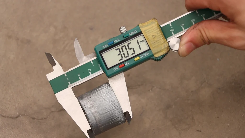 Quality inspection measuring edge tolerances of a laser cut steel component